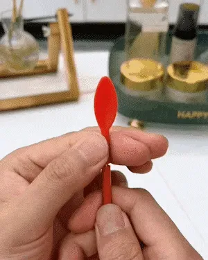 Spatula in action