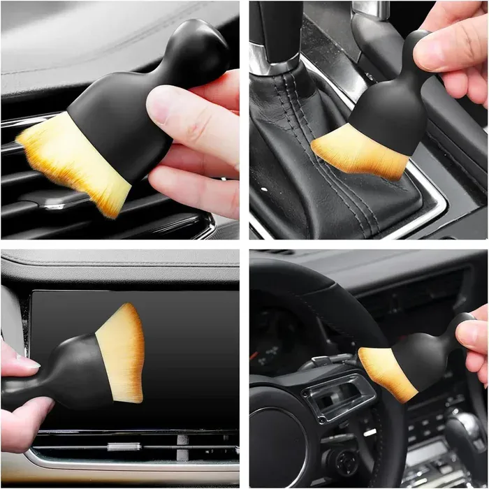 Dust cleaning brush